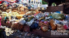 Tumpukan sampah di PSM Palabuhanratu, Kabupaten Sukabumi. l sukabumiheadline.com