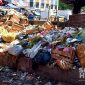 Tumpukan sampah di PSM Palabuhanratu, Kabupaten Sukabumi. l sukabumiheadline.com