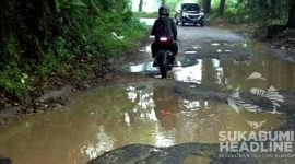 Jalan rusak menuju Kalapanunggal dan Kabandungan, Kabupaten Sukabumi. l Istimewa