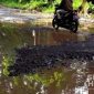 Jalan rusak menuju Kalapanunggal dan Kabandungan, Kabupaten Sukabumi. l Istimewa