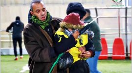 Laga klub Mohammed Bassim Rashid, Jabal Al-Mukaber, saat dihujani gas air mata tentara Israel. l Istimewa