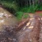 Jalan rusak di Pabuaran, Sukabumi. l Istimewa