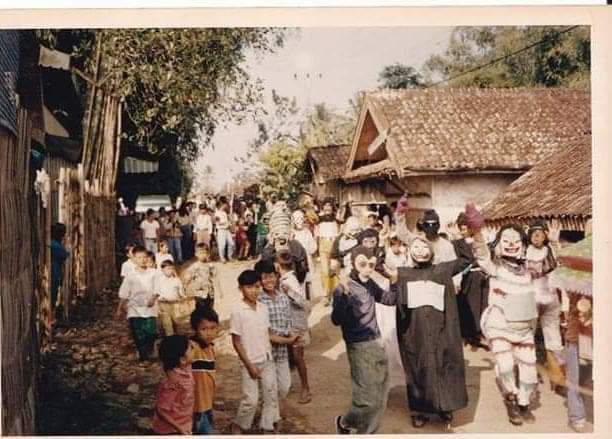 Pawai kenaikan kelas di Kadudampit, Kabupaten Sukabumi era 70-an. l Eka Saputra