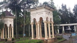 Kompleks perumahan ditinggali satu keluarga di Sukabumi. l YouTube Stefano Sanjaya