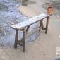 Warga ngecor Jalan Kabupaten yang rusak di Kabandungan, Sukabumi. l Istimewa