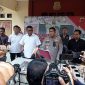 Konferensi pers penetapan Kepsek SMPN 1 Ciambar, Sukabumi sebagai tersangka. l Istimewa
