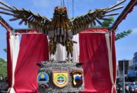 Monumen knalpot berbentuk burung Garuda di Polres Sukoharjo. l Istimewa