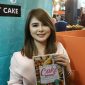 Tintin Rayner, Penulis Buku Resep Kue dan Influencer Dunia Masakan Akhirnya Masuk Islam. l instagram.com/tintinrayner_athome