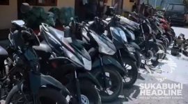Barang bukti sepeda motor curian dipajang di Mapolsek Jampang Kulon. l Istimewa