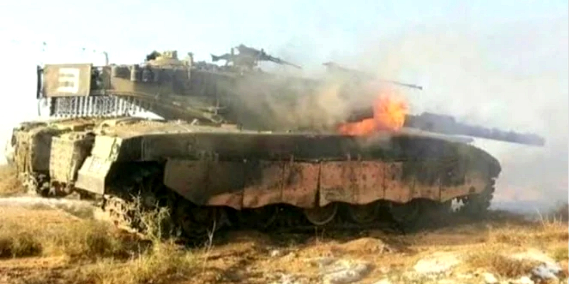 Puluhan unit Tank Tempur Utama (MBT) Merkava Mark IV berteknologi canggih, hancur total akibat serangan rudal anti-tank dan peluncur roket (RPG) sayap militer Hamas, Brigade Izz ad-Din al-Qassam.
