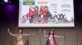 Happy Salma dan Ariel Tatum menari Jaipong. l Bakti Budaya Djarum Foundation