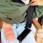 Juita, gadis Bojonggenteng, Sukabumi mengalami kecelakaan kerja yang membuat tangannya putus. l Anry Wijaya
