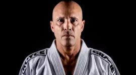Legenda UFC Royce Gracie memutuskan memeluk agama Islam. l Istimewa