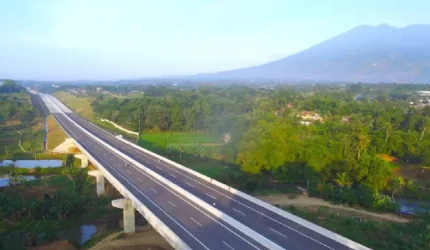 Jalan Tol Bocimi