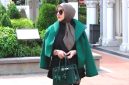 Artis asal Sukabumi ini sempat diisukan cerai, kini Syahrini hamil ditutupi tas Rp2 miliar - Istimewa