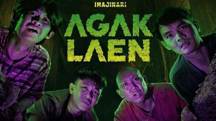 Poster film Agak Laen - Istimewa