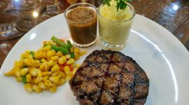 Menu di Mr. Topi Kitchen - Istimewa