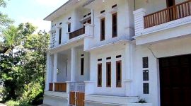 Fakta sebenarnya temuan alat cetak uang palsu Rp22 miliar di villa eks Kadisdik Kabupaten Sukabumi, Mohammad Solihin - Istimewa