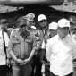 Muhajir Effendy didampingi Kepala BNPB Suharyanto disambut Wakil Bupati Sukabumi Iyos Somantri - Istimewa