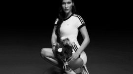 Bintang iklan Adidas, supermodel Bella Hadid - Adidas