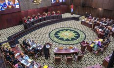 Pasal Menyerang Kehormatan Pemerintah hingga Korporasi di UU ITE dibatalkan MK