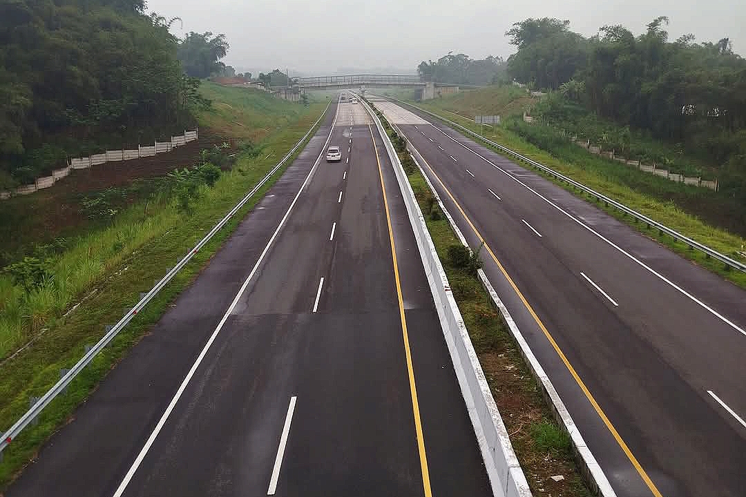 Segera dibangun, di era Dedi Mulyadi, Sukabumi punya jalan tol baru senilai Rp14 triliun 1 Jalan Tol Trans Jawa