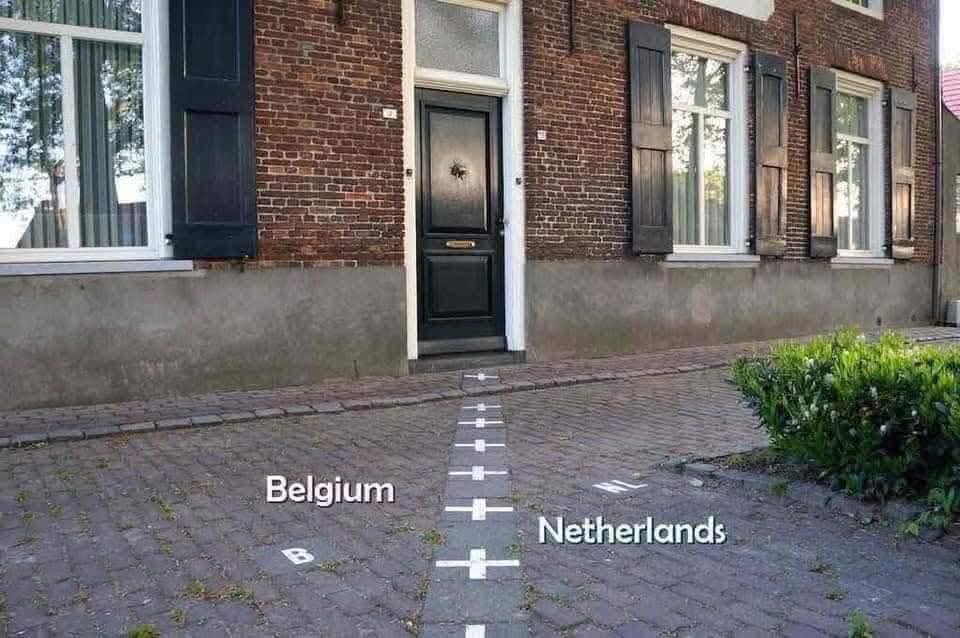 Pengertian batas negara dan 6 foto garis demarkasi buat manusia, unik dan nyeleneh 4 Belgia Belanda