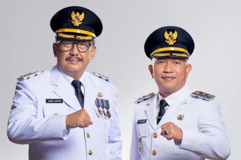 Bupati Sukabumi Asep Japar dan Wakil Bupati Sukabumi Andreas - Istimewa