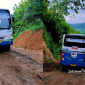 Bus DAMRI Perintis melintas di ruas jalan Sagaranten-Surade - Istimewa