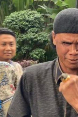 Kisah Ketum GRIB Jaya Hercules mualaf, kini mengaku rajin ibadah
