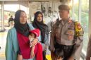 Nur’aini dan anak tersesat di Jakarta - Polsek Grogol Petamburan