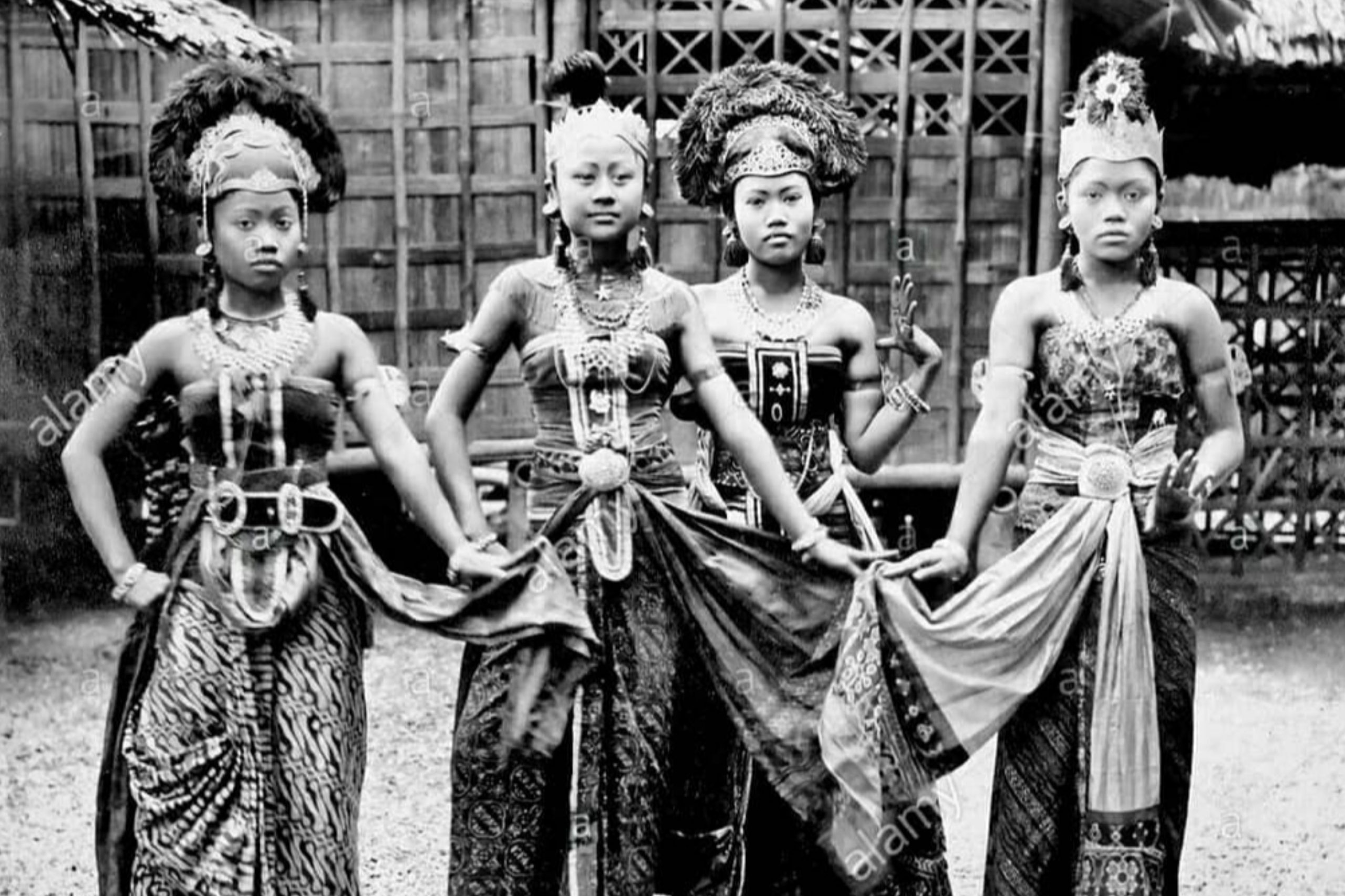 Penari Sari Oneng Parakansalak Sukabumi