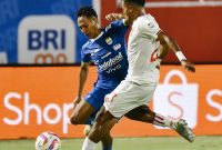 Persib Bandung vs Malut United - Persib Bandung