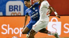 Persib Bandung vs Malut United - Persib Bandung