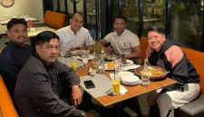 Saddil Ramdani dan Muhammad Zulhijah Deputy CEO PT Persib Bandung Bermartabat, Adhitia Putra Herawan - Istimewa