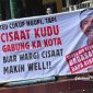 Spanduk dukungan Cisaat gabung Kota Sukabumi - sukabumiheadline.com