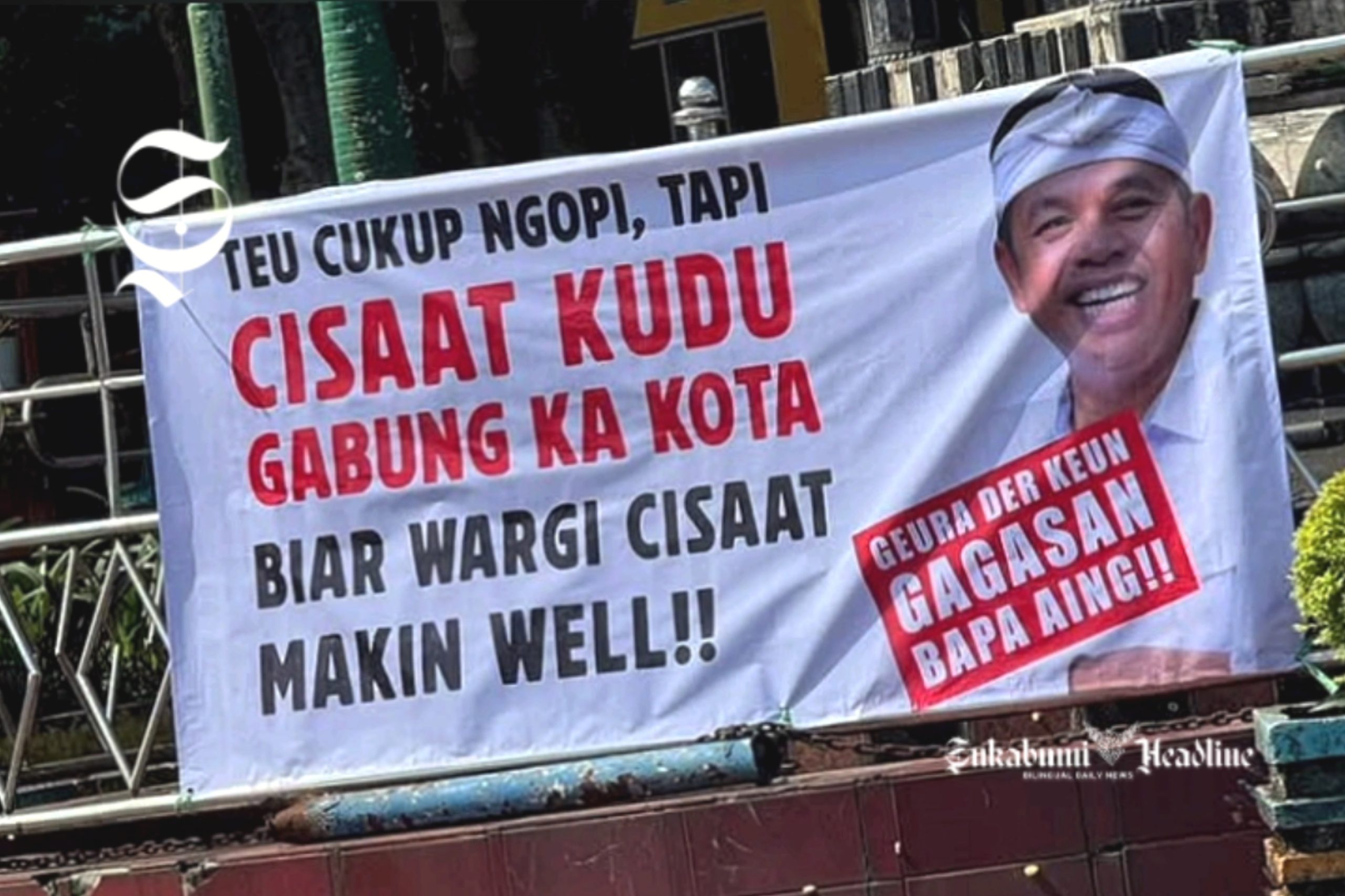 Kilas balik 1995: 3 kecamatan di kabupaten disetujui Soeharto gabung Kota Sukabumi 1 Spanduk dukungan Cisaat gabung Kota Sukabumi