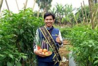 Iqbal Habibi, petani milenial asal Kabupaten Sukabumi, Jawa Barat - Dok. Pribadi