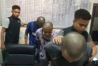 3 pria asal Sukabumi ditangkap dan digundulin polisi di Cipanas Cianjur - Istimewa