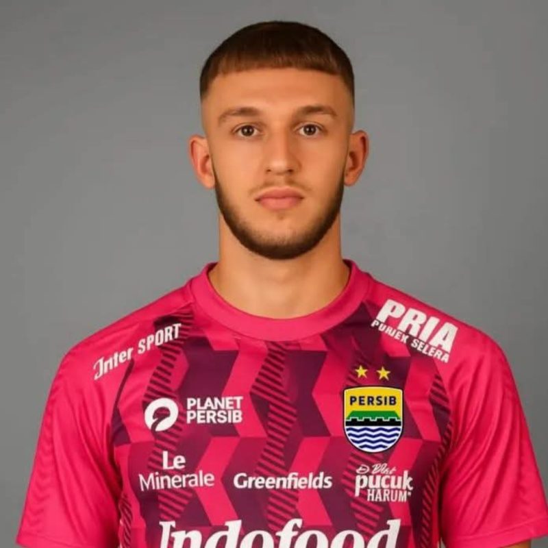 Adam Przybek - Ist