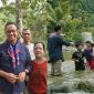 Anies Baswedan bangun jembatan gantung di Bantargadung, Sukabumi - Facebook Anies Baswedan