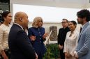 Brigitte Macron (blouse biru) dan Happy Salma (kebaya putih) - Instagram