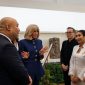 Brigitte Macron (blouse biru) dan Happy Salma (kebaya putih) - Instagram