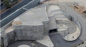 Khusus Yahudi, warga Kristen dan Muslim dilarang masuk bunker Israel