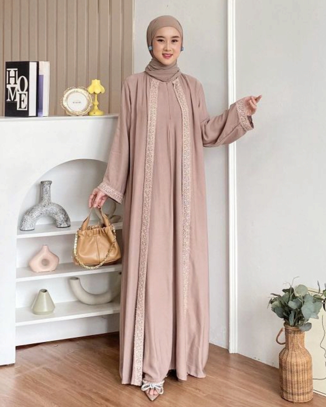 5 model gamis dengan rompi sifon anggun untuk Hijabers Sukabumi 3 Gamis Kaftan Ringkas dengan Rompi Sifon Tanpa Kancing