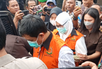HR dan TS, tersangka kasus korupsi di DLH Kabupaten Sukabumi - Ist