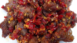Cara bikin dan resep oseng mercon daging sapi - Istimewa