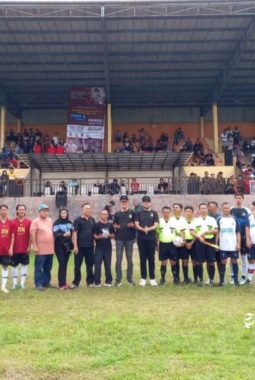 Henhen Herdiana cetak gol, skor laga Persib Legend++ vs Perssi Selection Sukabumi imbang