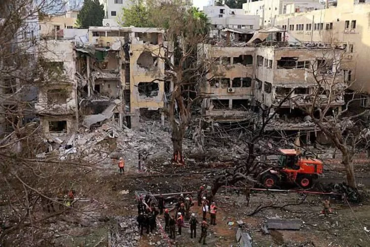 Tel Aviv hancur dihantam rudal balistik Iran - Istimewa