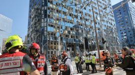 Tel Aviv porak-poranda dihantam rudal balistik Iran dengan hulu ledak bom cluster - AFP